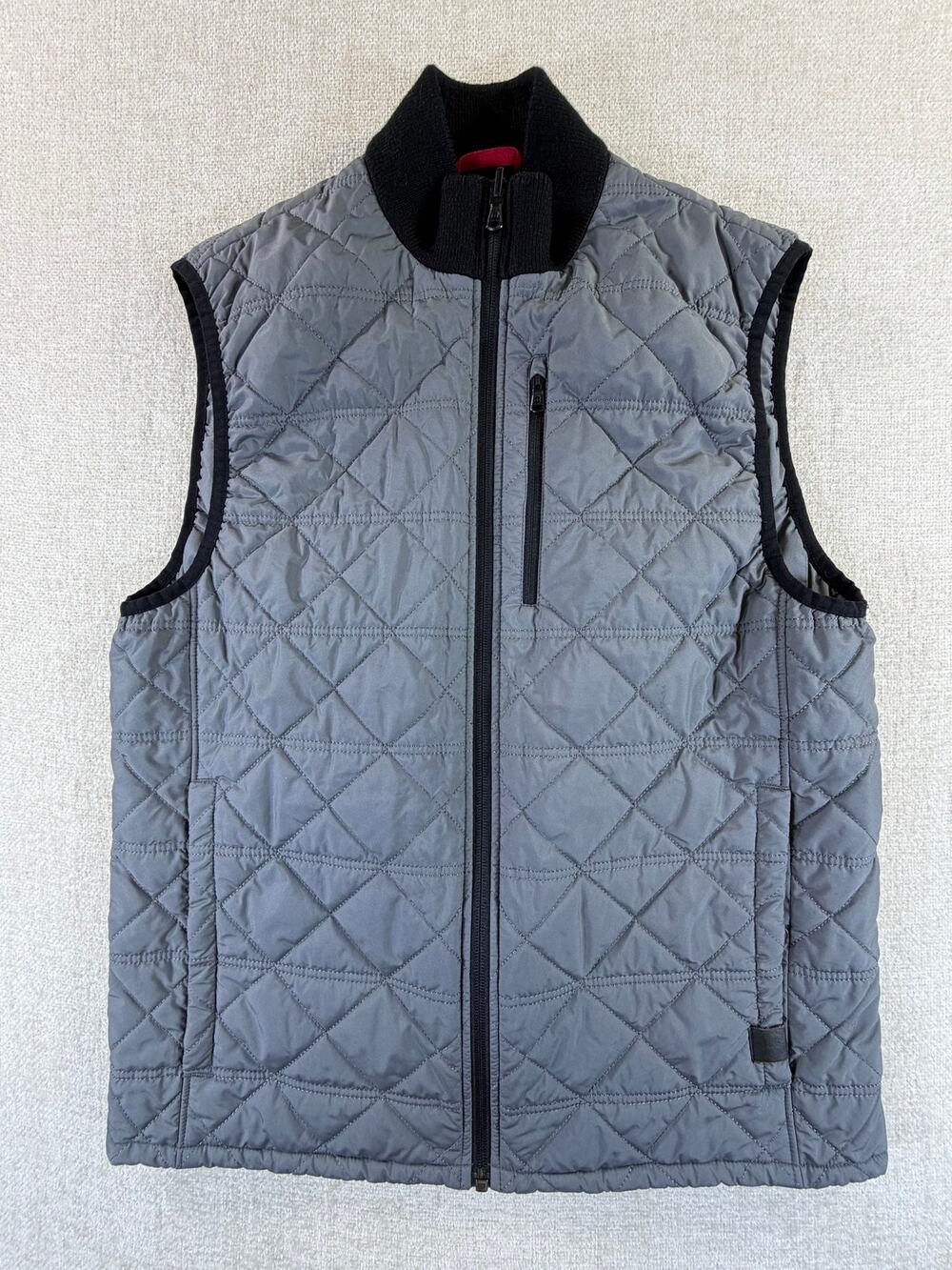 Victorinox Men's Medium Gray Quilted Standing Collar Vest Modular Liner System